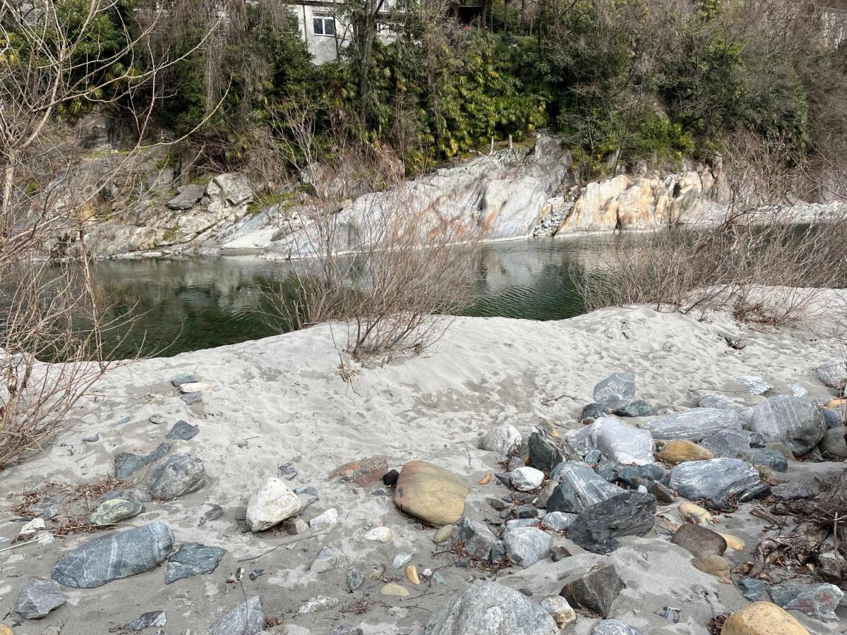 Blue River Losone Buitenkant foto